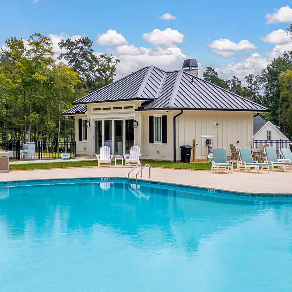 Gorgeous Community Pool with Pool House Perfect for Entertaining Guests